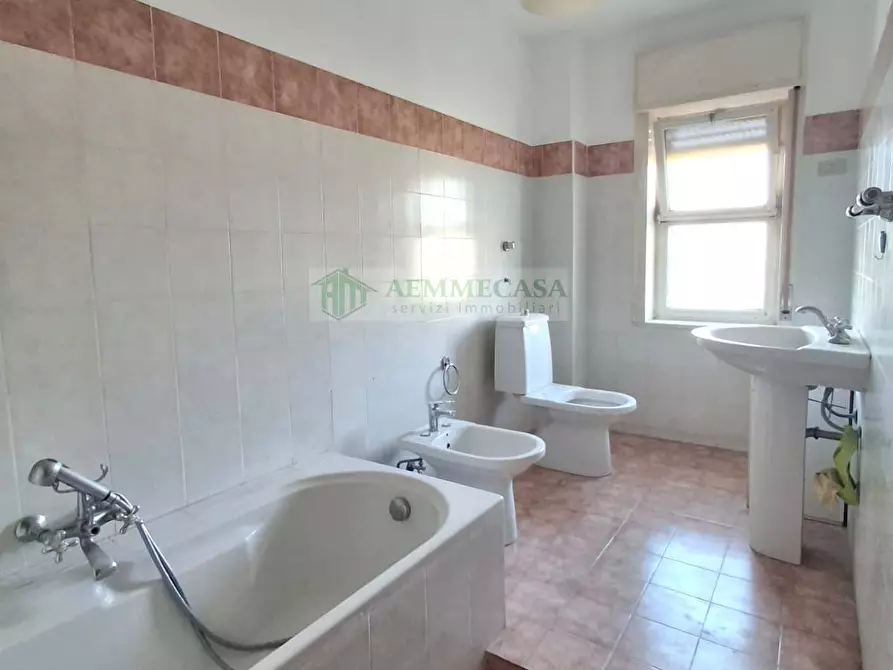 Immagine 24 di Appartamento in vendita  in Via Fasano 20 a Gravina Di Catania