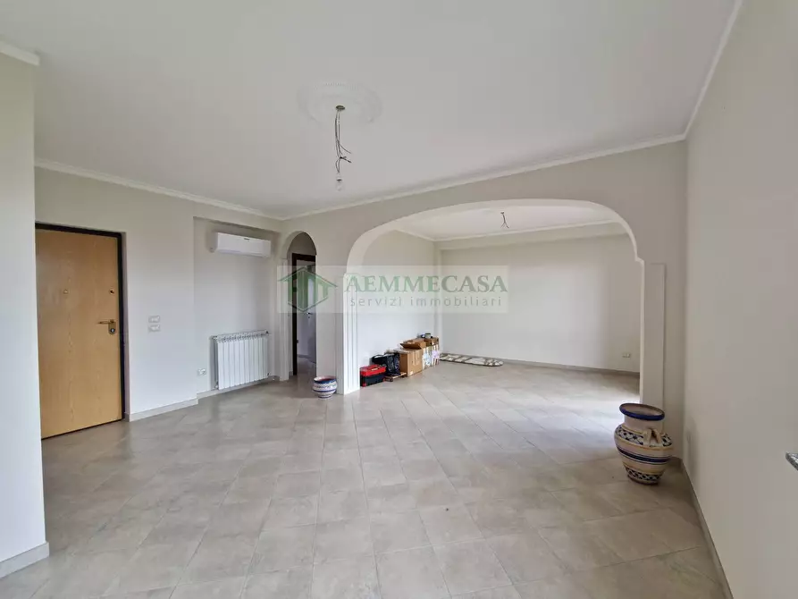 Immagine 10 di Appartamento in vendita  in Via Angelina Damiani Lanza 26-28 a Giarre