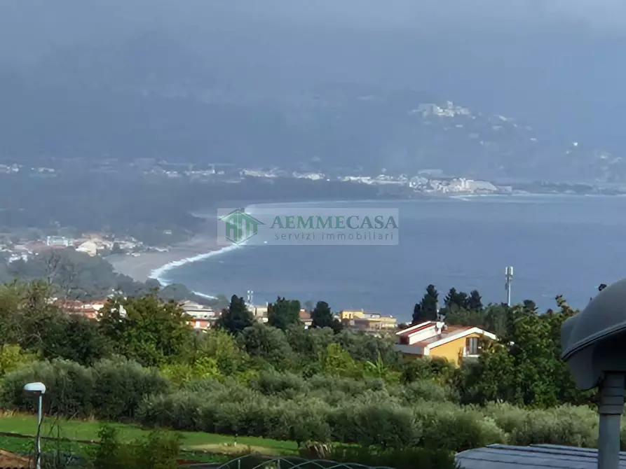 Immagine 7 di Appartamento in vendita  in Via Angelina Damiani Lanza 26-28 a Giarre