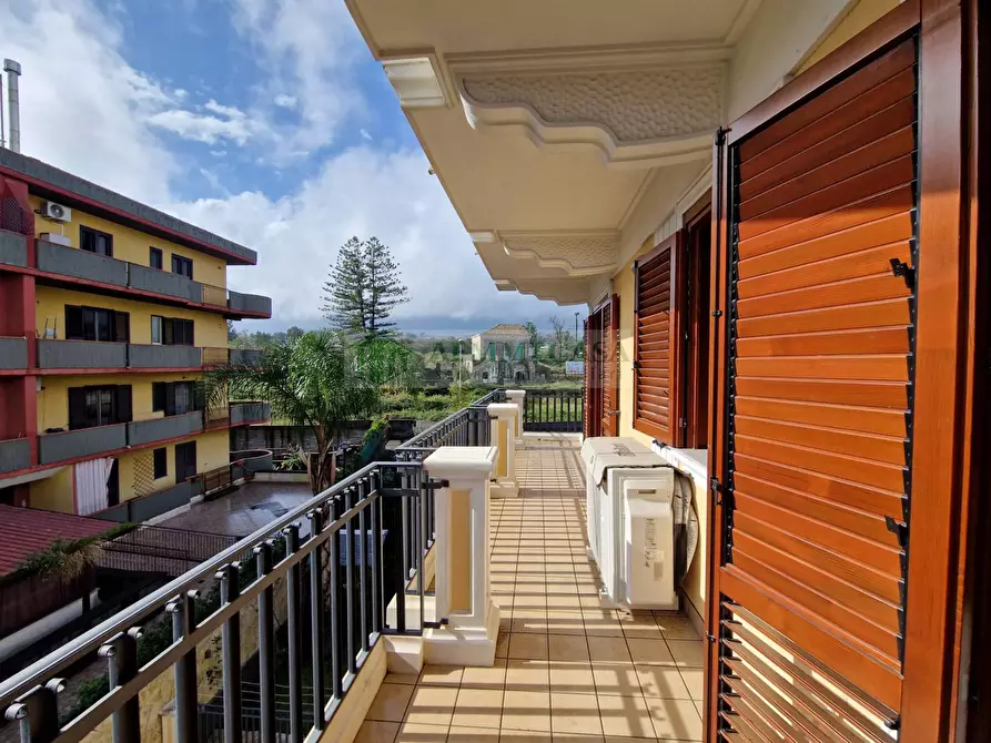 Immagine 16 di Appartamento in vendita  in Via Angelina Damiani Lanza 26-28 a Giarre