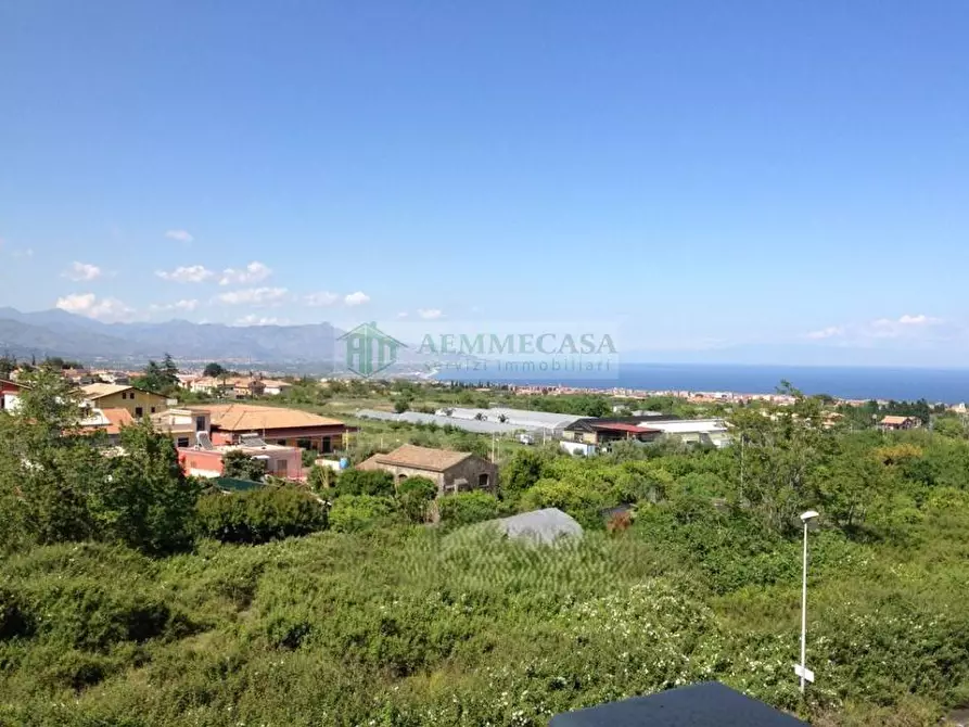 Immagine 29 di Appartamento in vendita  in Via Angelina Damiani Lanza 26-28 a Giarre