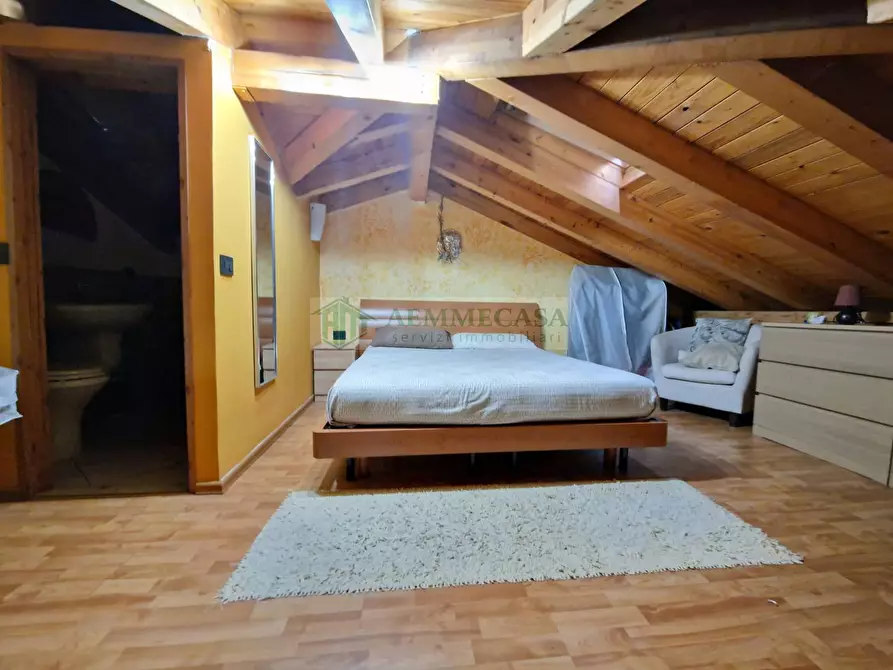 Immagine 20 di Appartamento in vendita  in Via Renzo De Felice 10 a Gravina Di Catania