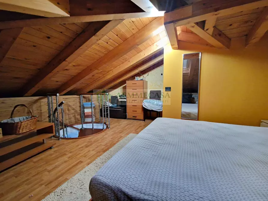 Immagine 27 di Appartamento in vendita  in Via Renzo De Felice 10 a Gravina Di Catania