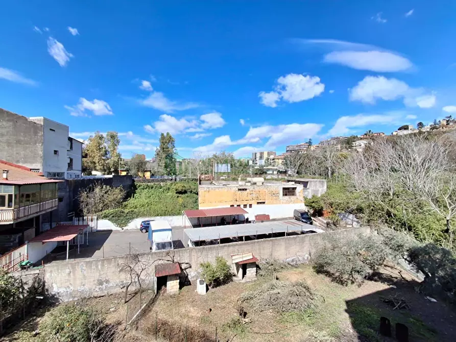 Immagine 29 di Appartamento in vendita  in Via Vincenzo Gemito a Catania