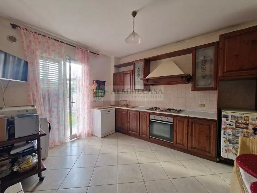 Immagine 18 di Villa in vendita  in Via Torre del Filosofo 4 a Gravina Di Catania