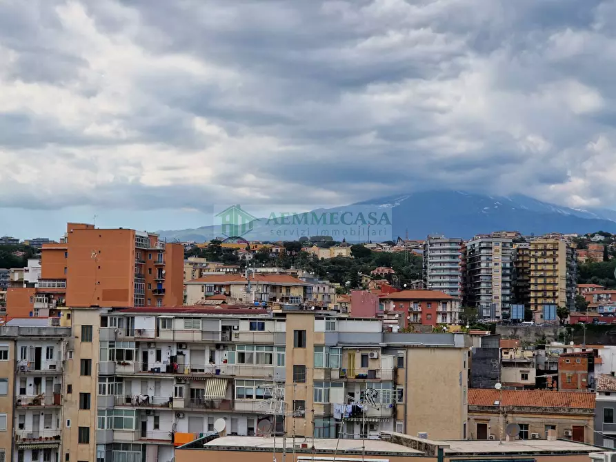 Immagine 7 di Appartamento in vendita  in Via Del Bosco 242 a Catania