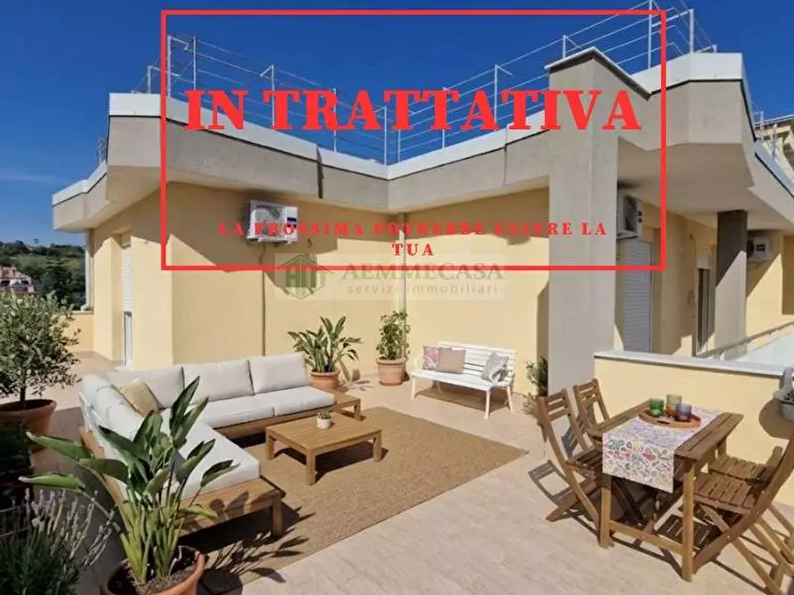 Immagine 1 di Attico in vendita  in Via Due Obelischi 46 a Gravina Di Catania