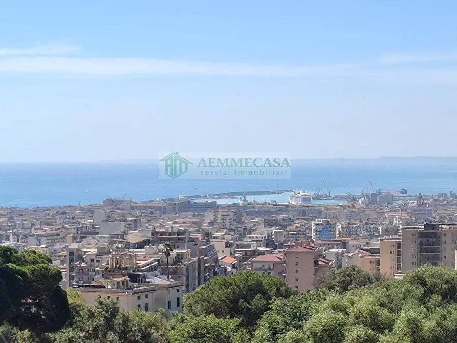 Immagine 1 di Appartamento in vendita  in Via Antonino Ferrarotto 9 a Catania