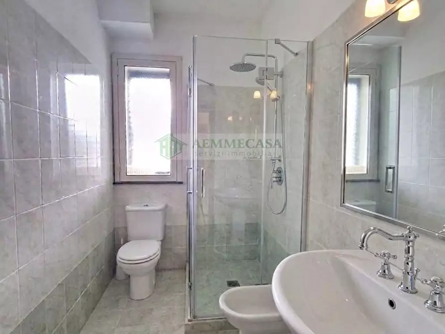 Immagine 7 di Villa in vendita  in Via Torre del Filosofo 4 a Gravina Di Catania