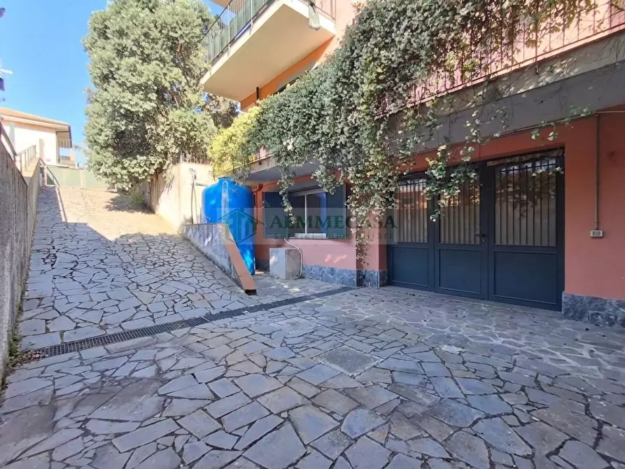 Immagine 22 di Villa in vendita  in Via Torre del Filosofo 4 a Gravina Di Catania