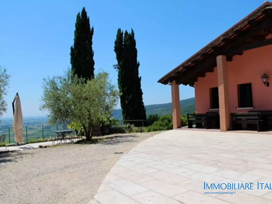 Immagine 4 di Agriturismo in vendita  in Mandolare 6 a Barbarano Vicentino