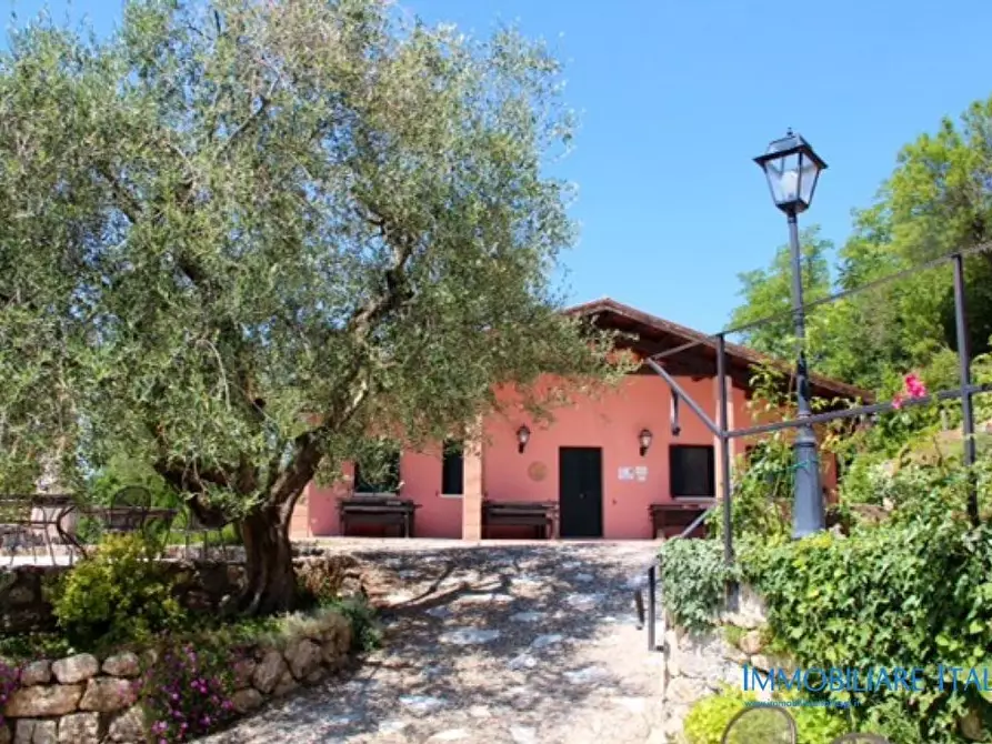 Immagine 6 di Agriturismo in vendita  in Mandolare 6 a Barbarano Vicentino