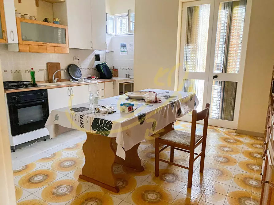 Immagine 18 di Villa in vendita  in viale dei castagni a Fasano