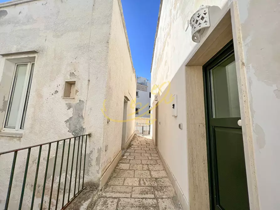 Immagine 5 di Appartamento in vendita  in Vico S. Salvatore a Monopoli