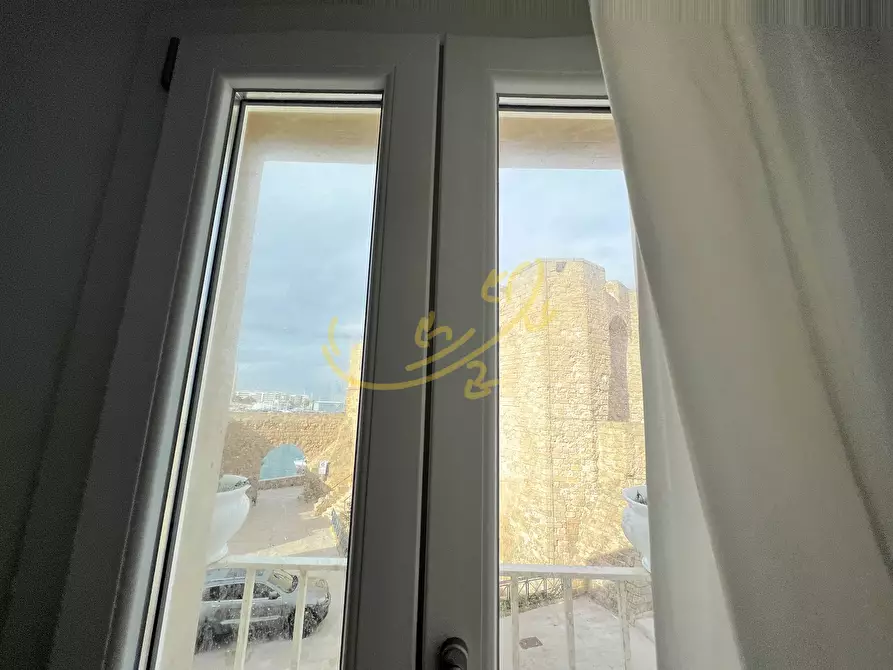 Immagine 6 di Appartamento in vendita  in Largo Castello a Monopoli