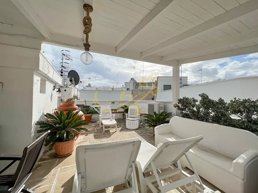 Immagine 10 di Appartamento in vendita  in Largo Castello a Monopoli