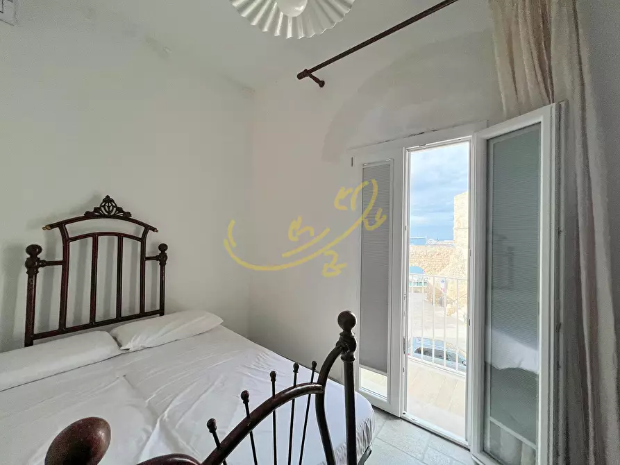 Immagine 17 di Appartamento in vendita  in Largo Castello a Monopoli