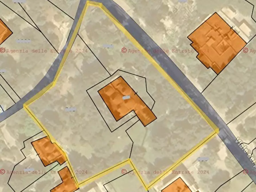 Immagine 28 di Baita in vendita  in Via Toledo a Fasano