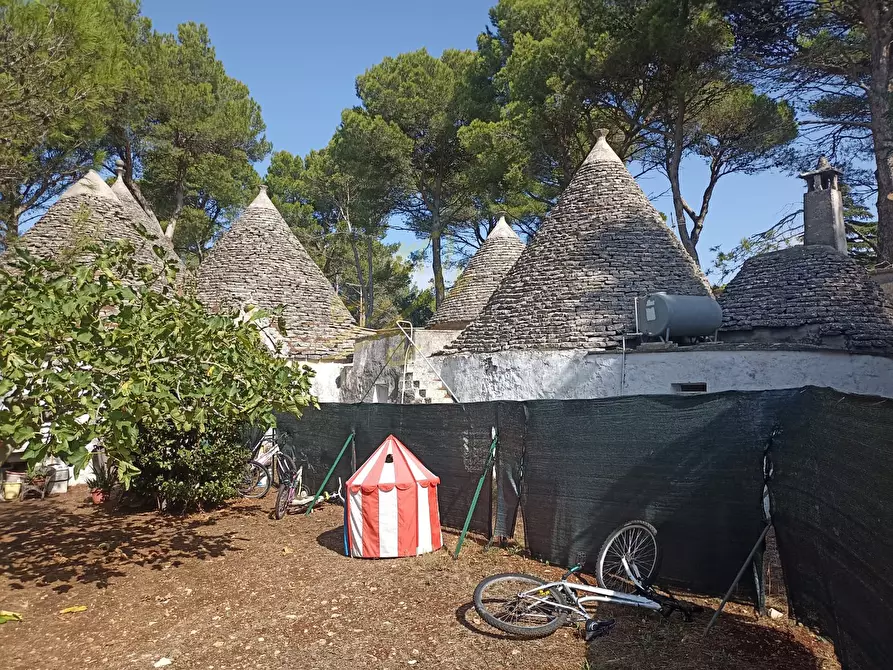 Immagine 15 di Baita in vendita  in Via Toledo a Fasano