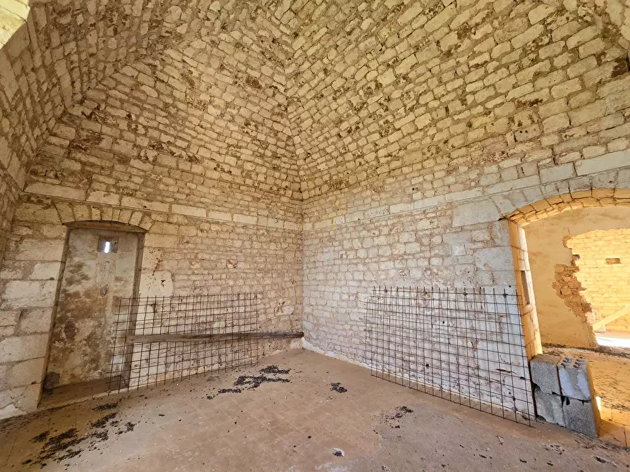 Immagine 35 di Rustico / casale in vendita  in Contrada Gorgorenzo a Conversano