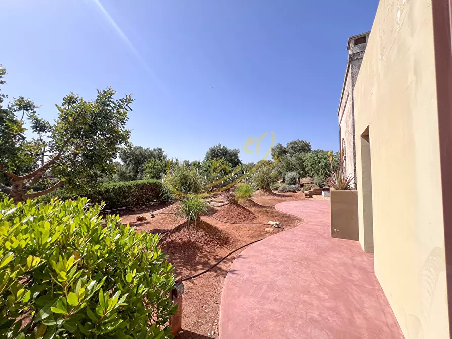 Immagine 44 di Villa in vendita  in Speziale a Fasano