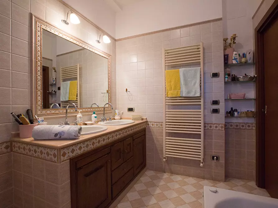 Immagine 13 di Villa in vendita  in contrada fiorentino a Ostuni