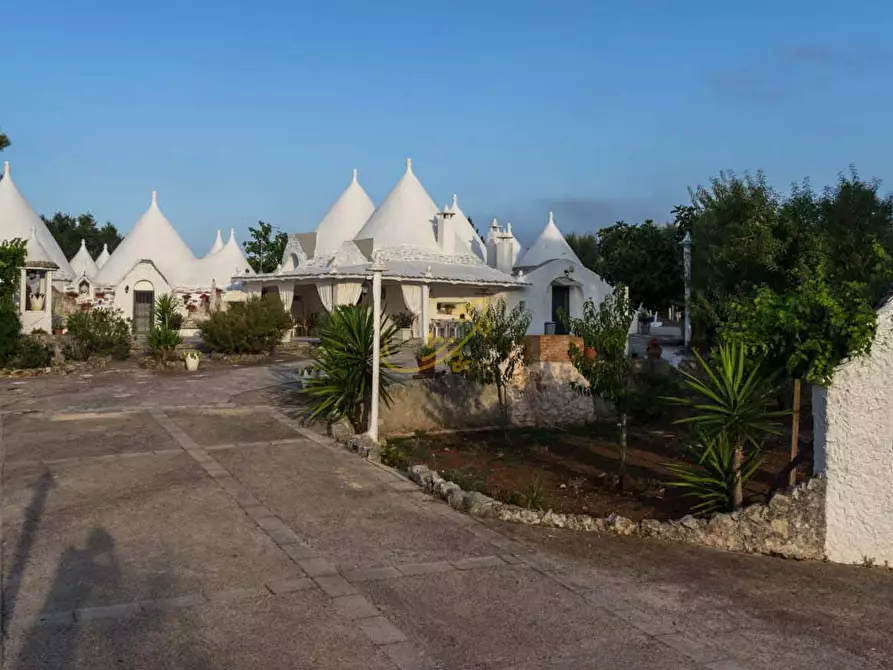 Immagine 7 di Baita in vendita  in strada cupina a Martina Franca