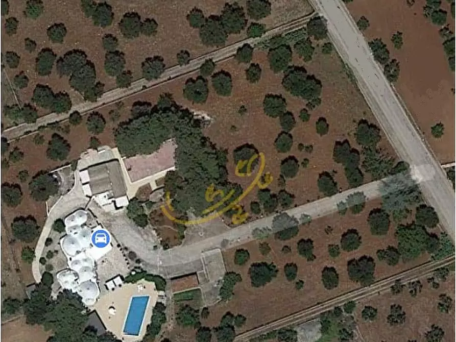 Immagine 22 di Baita in vendita  in strada cupina a Martina Franca