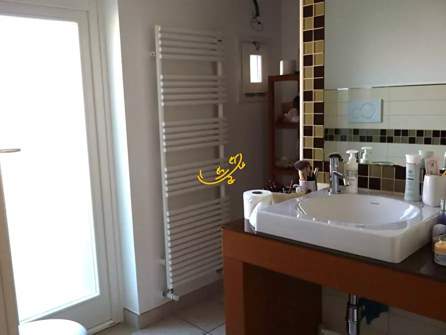 Immagine 13 di Appartamento in vendita  in piazza giuseppe garibaldi a Castellana Grotte