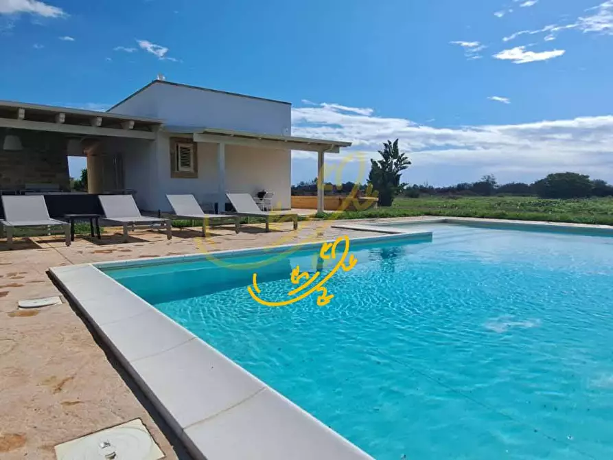 Immagine 2 di Villa in vendita  in Alezio a Alezio