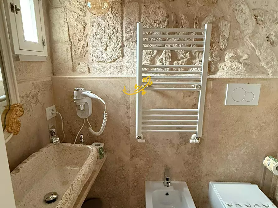 Immagine 5 di Residence in vendita  in Largo Sant'Angelo a Monopoli