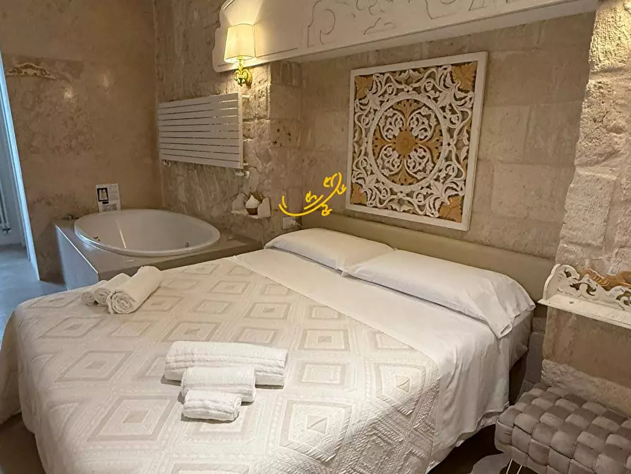 Immagine 8 di Residence in vendita  in Largo Sant'Angelo a Monopoli