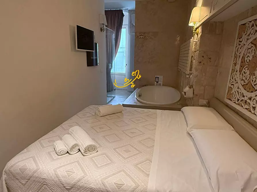 Immagine 11 di Residence in vendita  in Largo Sant'Angelo a Monopoli