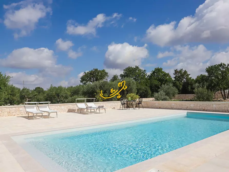 Immagine 25 di Baita in vendita  in Via Alberobello a Castellana Grotte