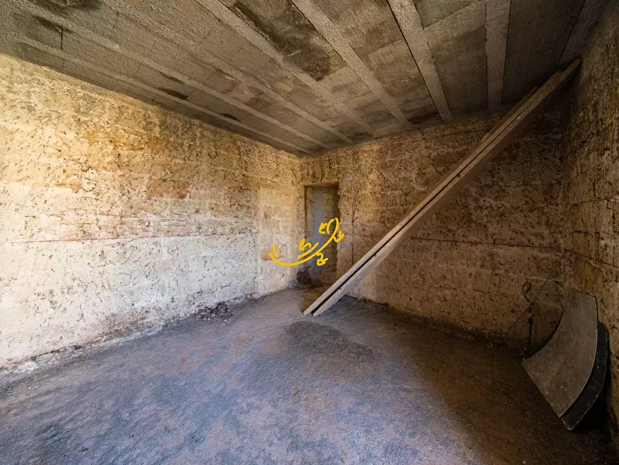 Immagine 36 di Rustico / casale in vendita  in Strada Comunale Barsento a Putignano