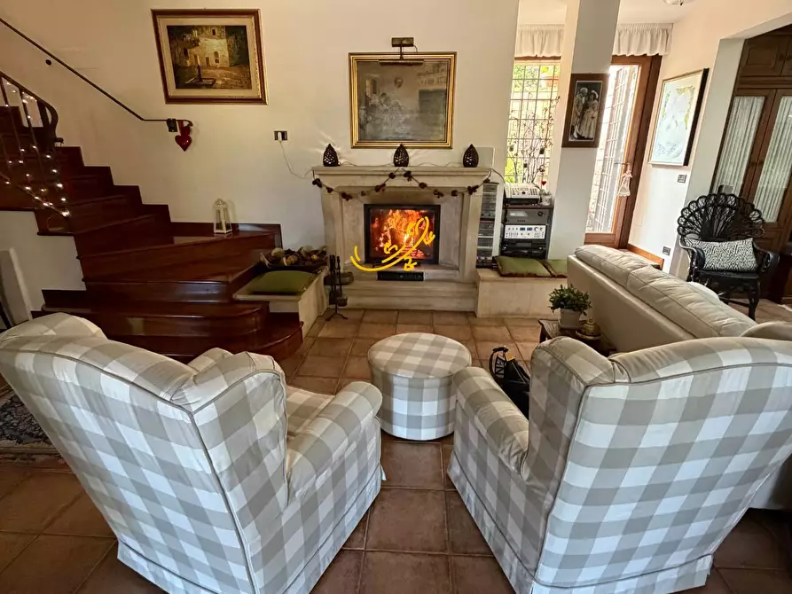 Immagine 1 di Villa in vendita  in Strada Comunale Pozzo dei Cani a Putignano