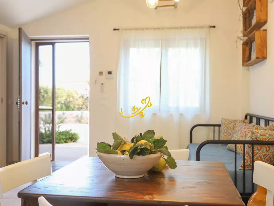 Immagine 12 di Baita in vendita  in Via Alberobello a Castellana Grotte