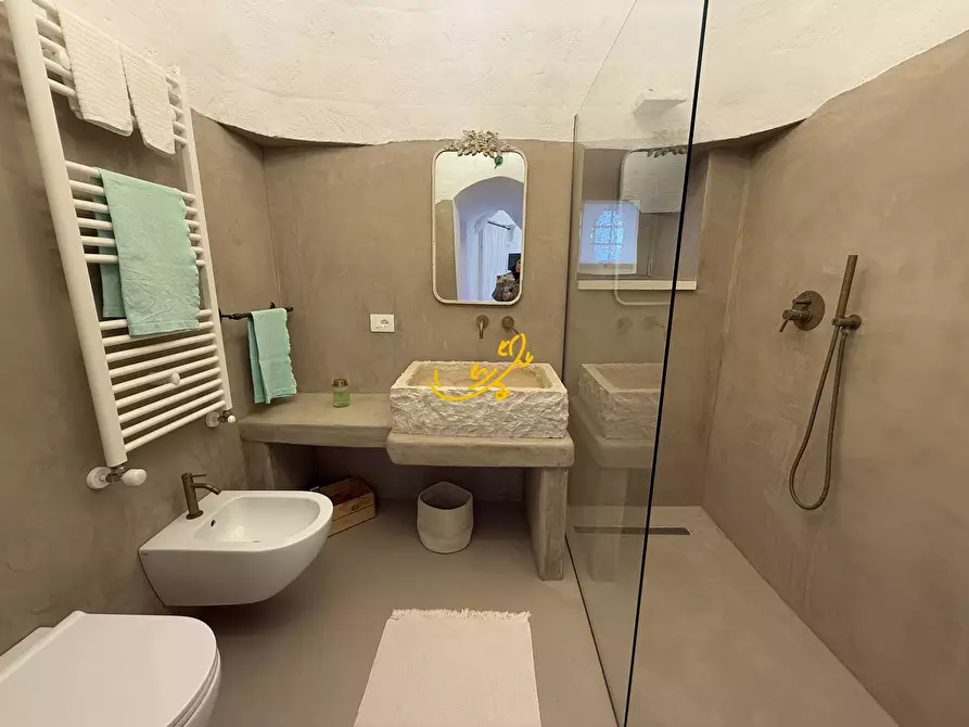 Immagine 24 di Baita in vendita  in C.da La Chiusa a Ostuni