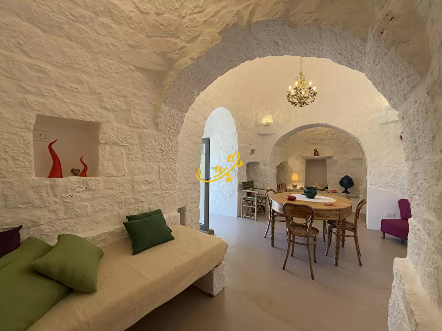 Immagine 28 di Baita in vendita  in C.da La Chiusa a Ostuni