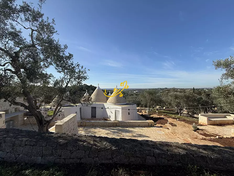 Immagine 41 di Baita in vendita  in C.da La Chiusa a Ostuni