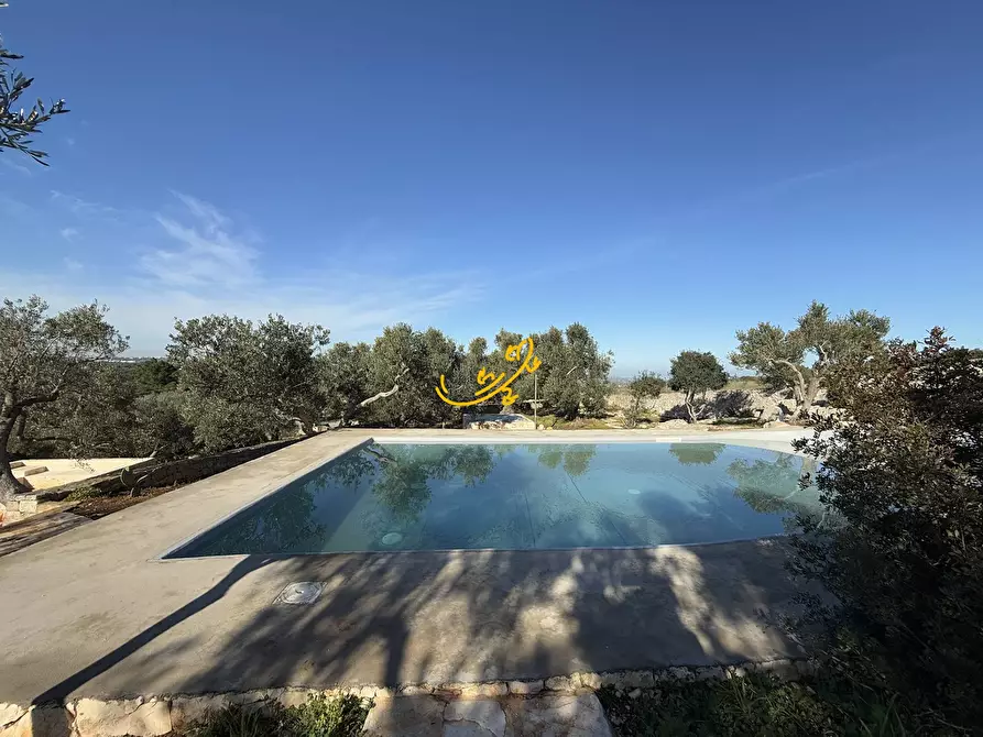 Immagine 42 di Baita in vendita  in C.da La Chiusa a Ostuni