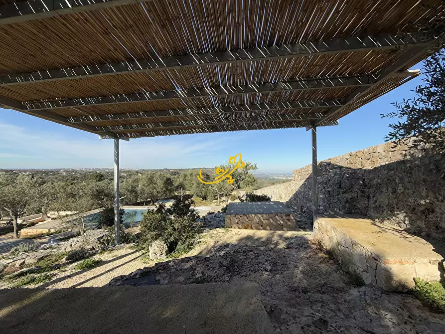 Immagine 49 di Baita in vendita  in C.da La Chiusa a Ostuni