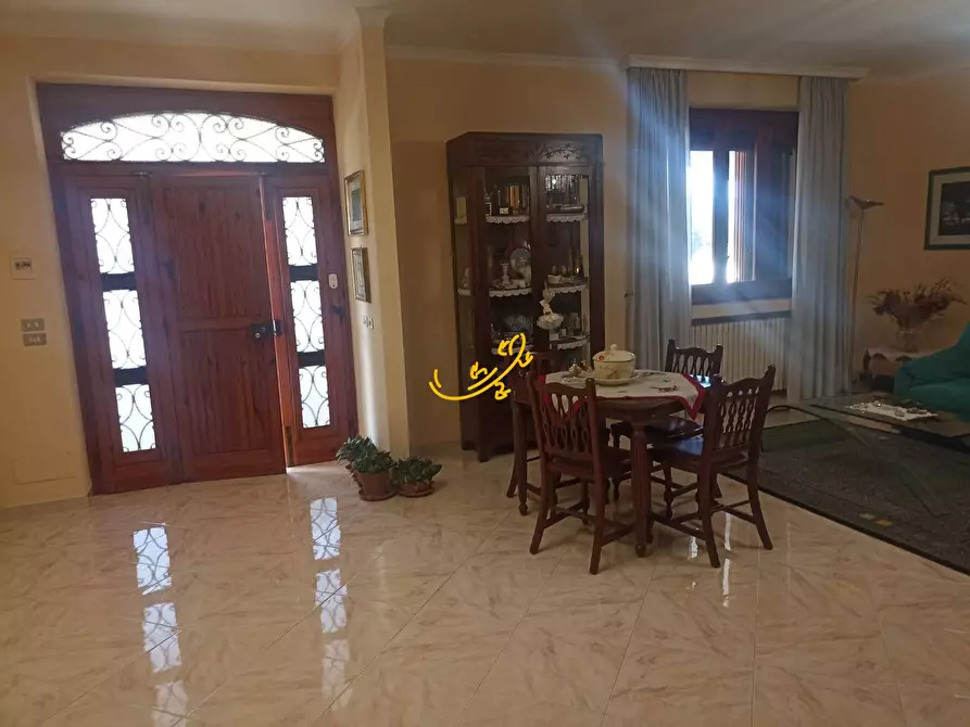 Immagine 6 di Villa in vendita  in Via Cozze a Conversano