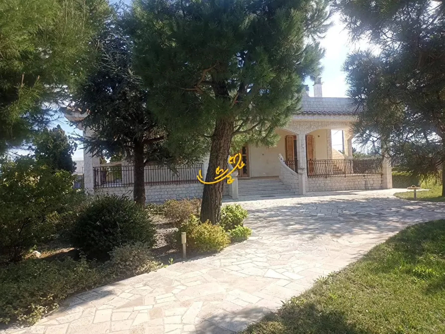 Immagine 57 di Villa in vendita  in Via Cozze a Conversano