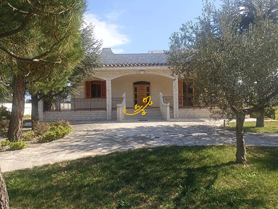 Immagine 59 di Villa in vendita  in Via Cozze a Conversano