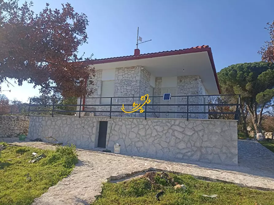 Immagine 17 di Villa in vendita  in Contrada Tumbinno a Adelfia