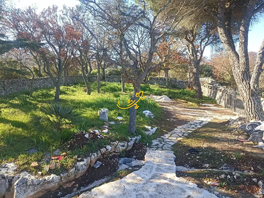 Immagine 21 di Villa in vendita  in Contrada Tumbinno a Adelfia