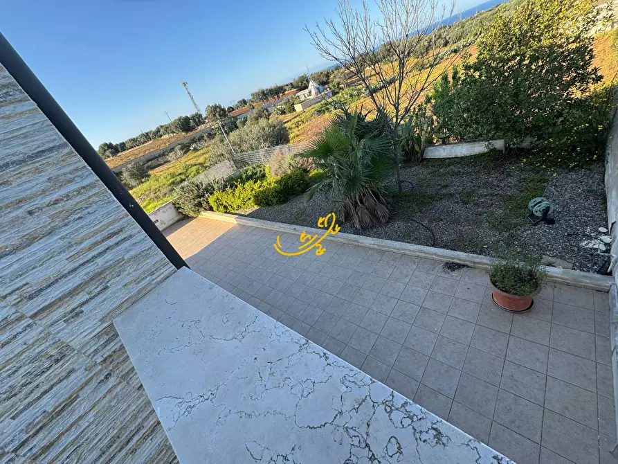 Immagine 9 di Villa in vendita  in Via Conversano a Polignano A Mare