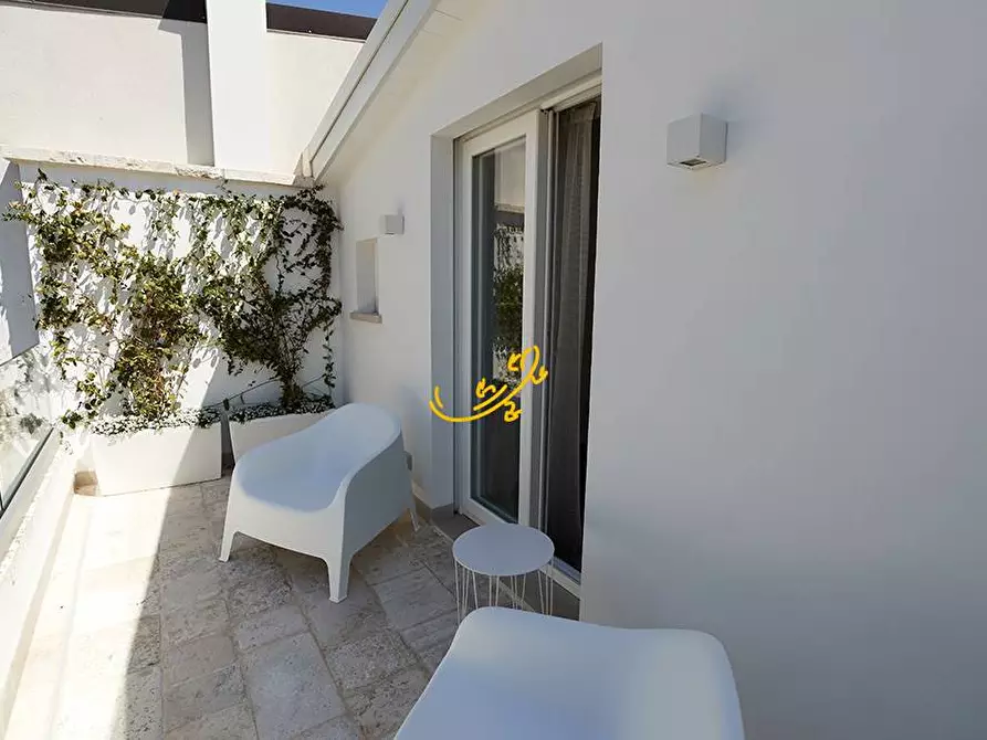 Immagine 15 di Residence in vendita  in Via Giuseppe Valentino a Conversano