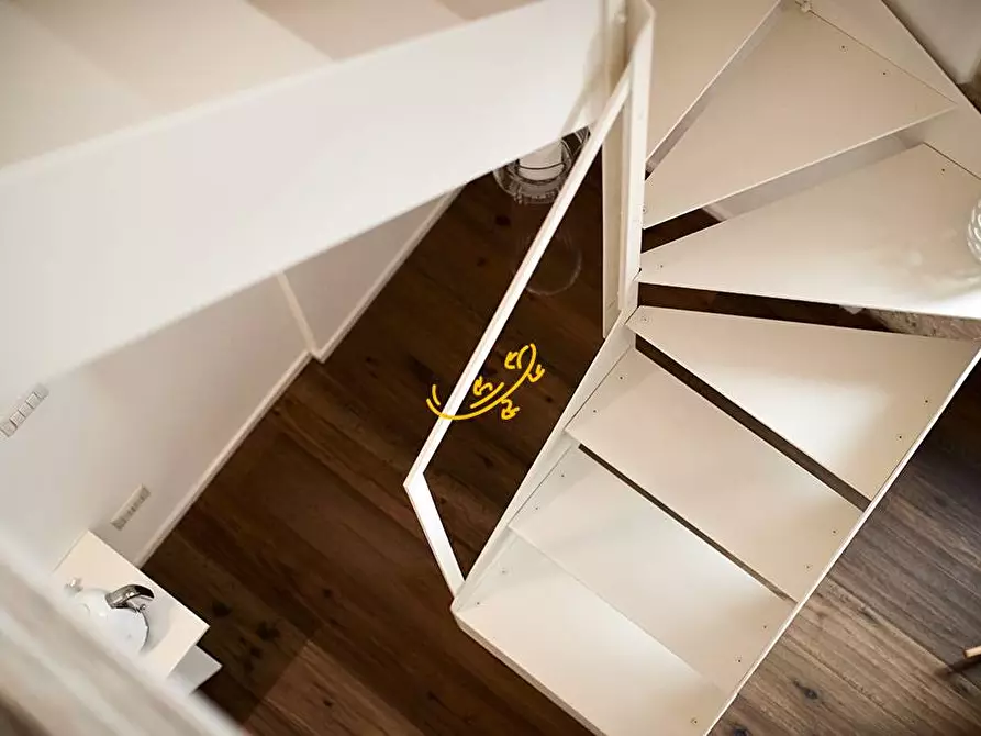 Immagine 21 di Residence in vendita  in Via Giuseppe Valentino a Conversano